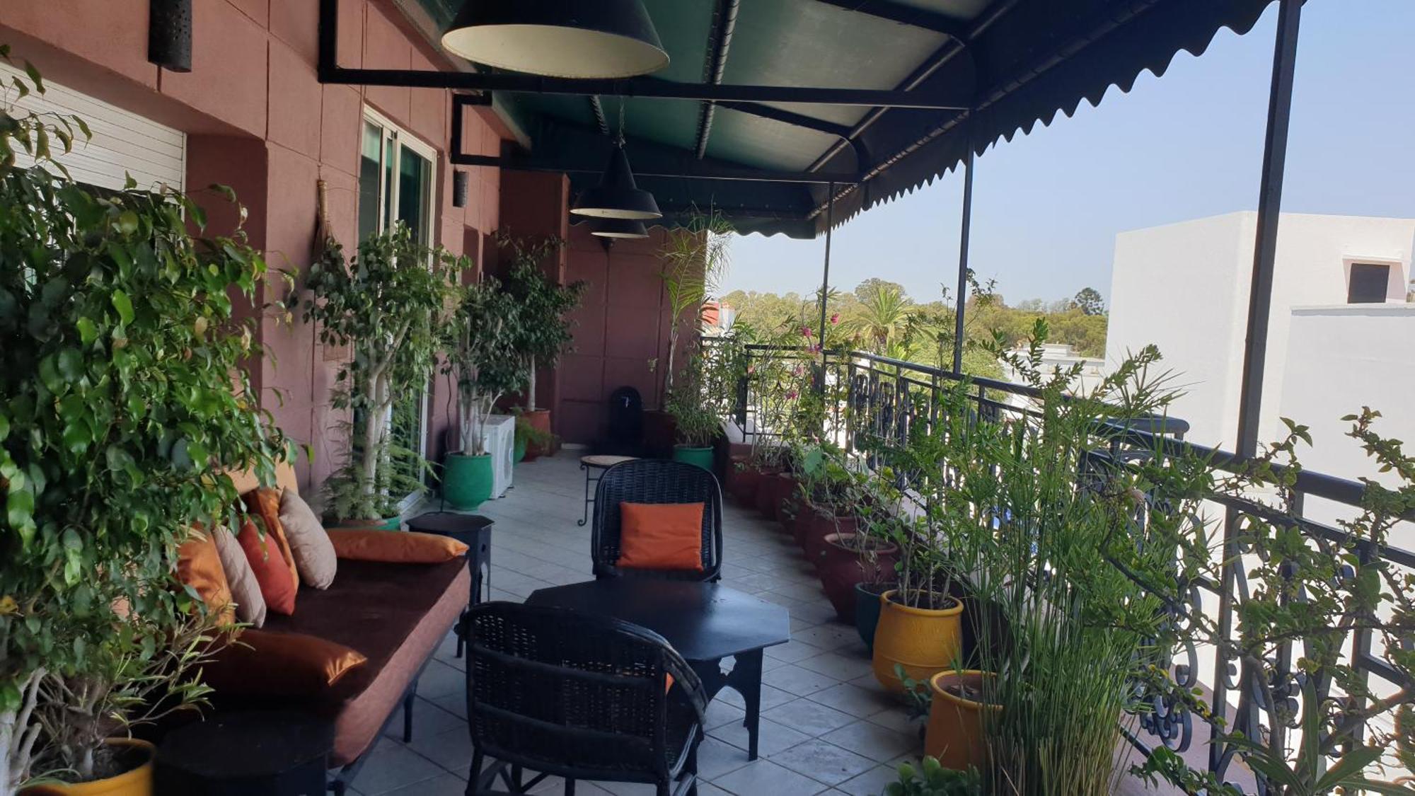 Appartement Agreable Avec 2 Tres Belles Terrasses Au Coeur De Rabat Eksteriør billede