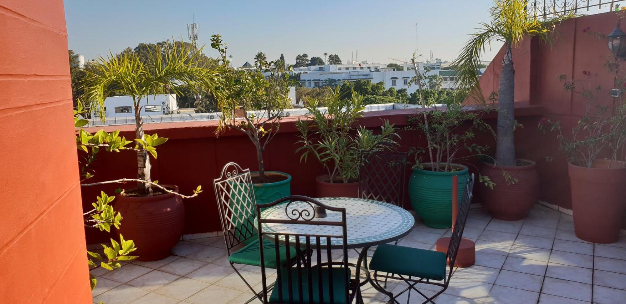 Appartement Agreable Avec 2 Tres Belles Terrasses Au Coeur De Rabat Eksteriør billede